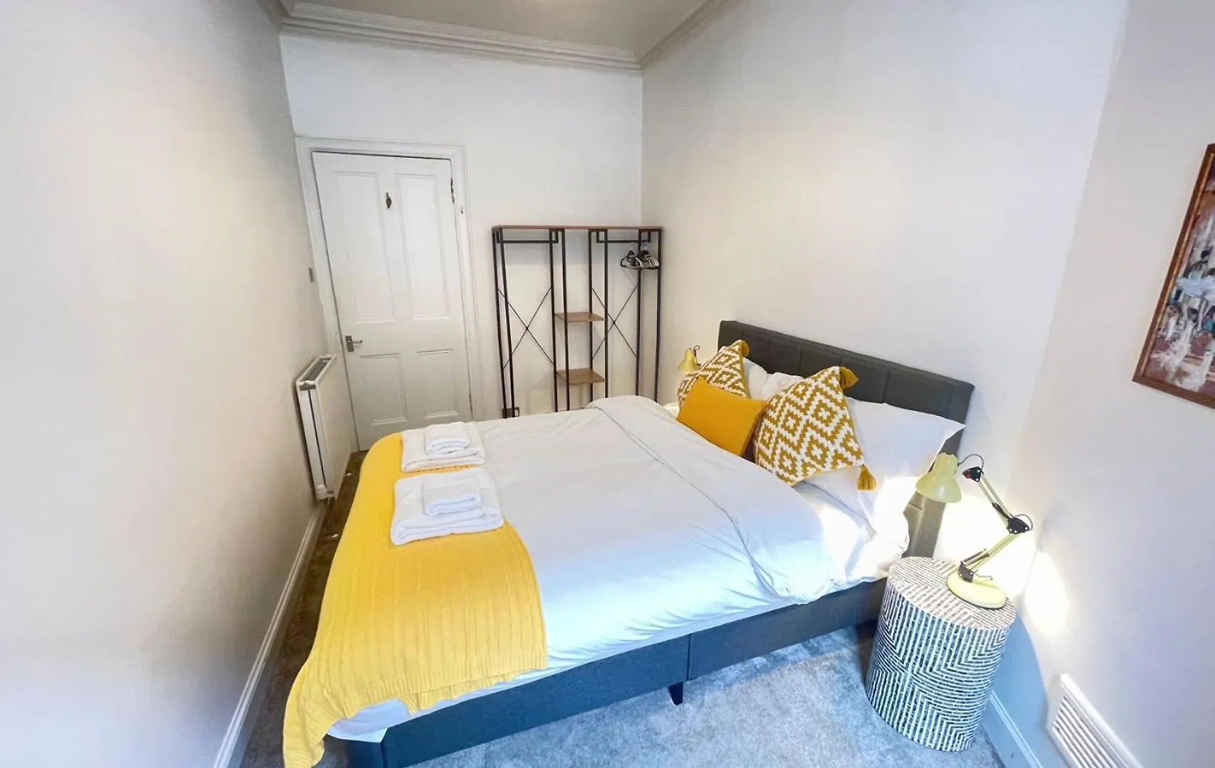 Apartment Lovely Two Bedrooms Edinburgh