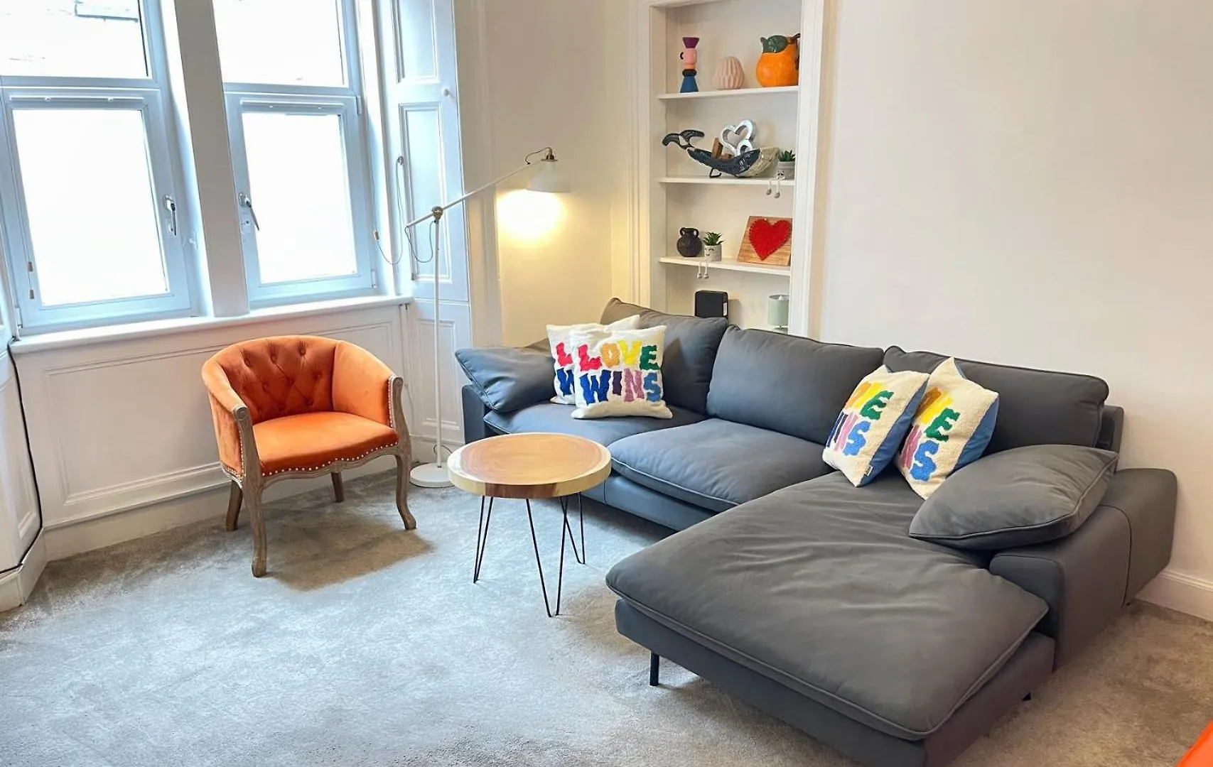 Lovely Two Bedrooms Edinburgh 0*,