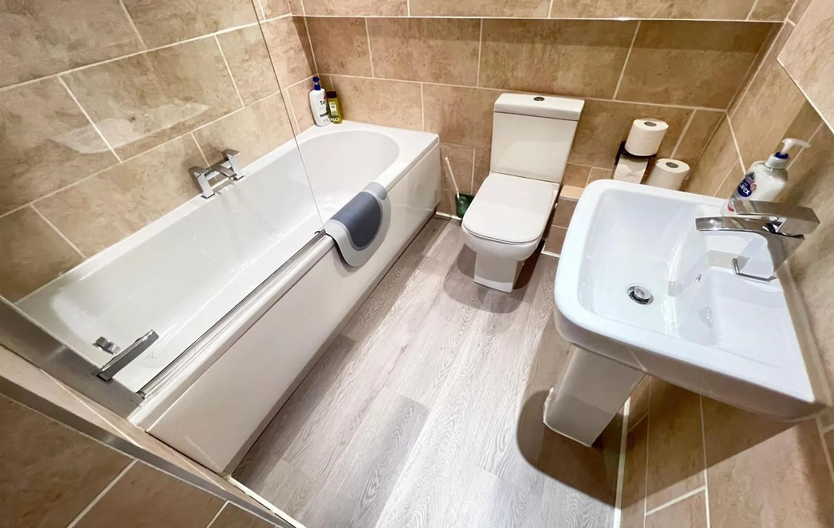 Apartment Lovely Two Bedrooms Edinburgh