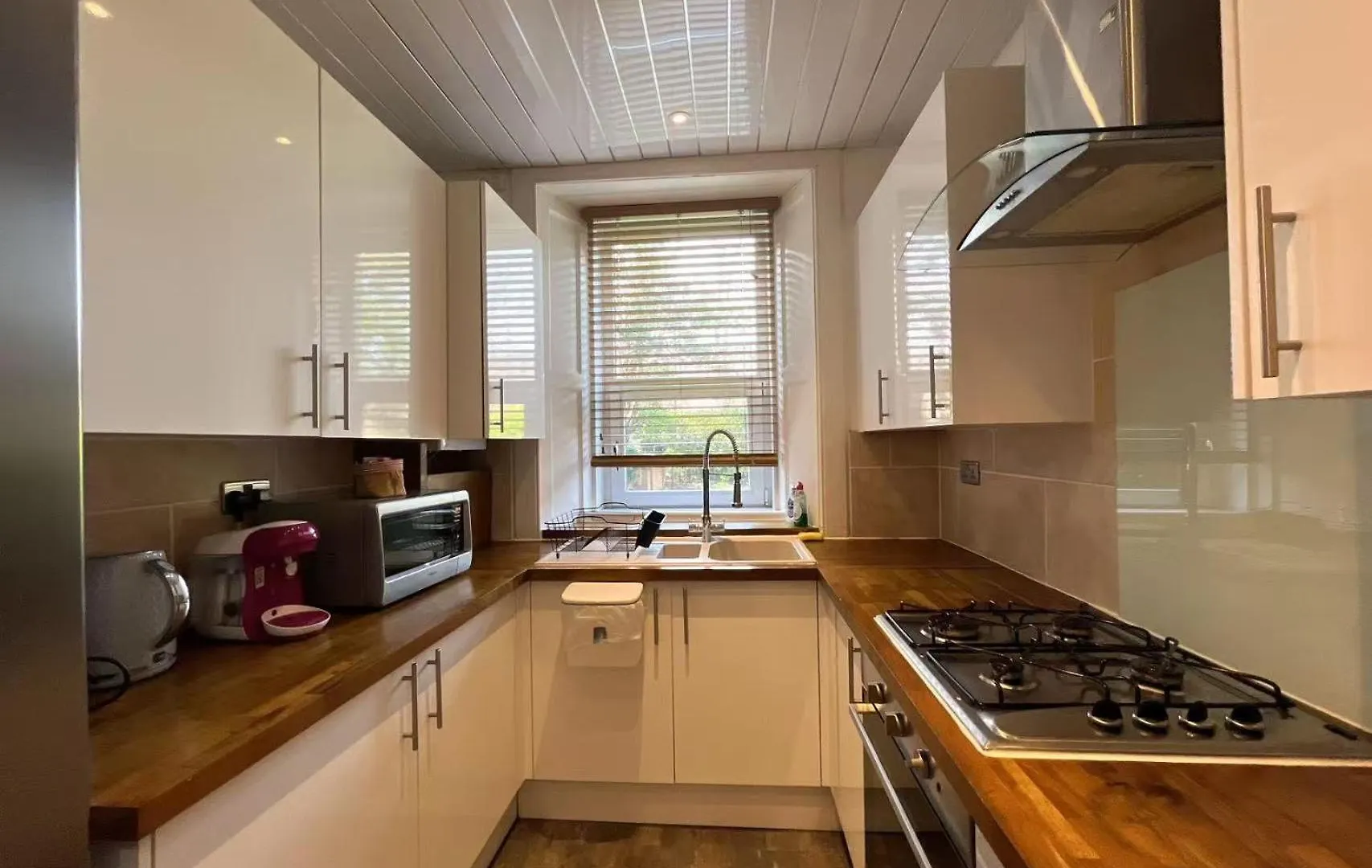 Lovely Two Bedrooms Edinburgh