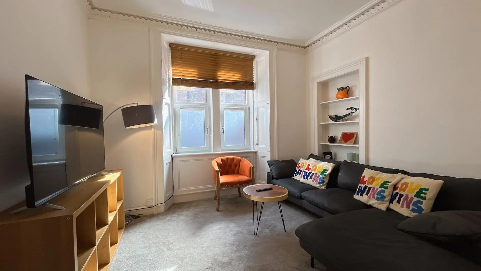 Apartment Lovely Two Bedrooms Edinburgh
