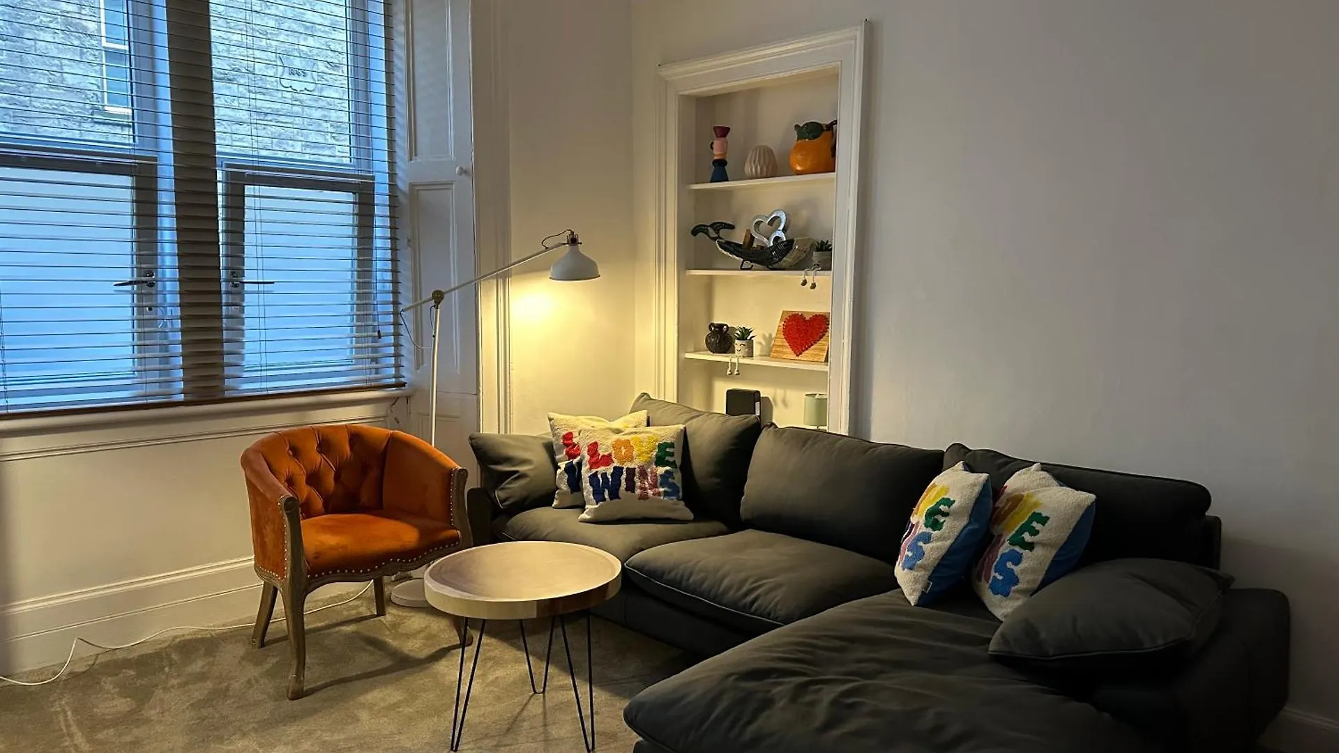 Lovely Two Bedrooms Edimburgo
